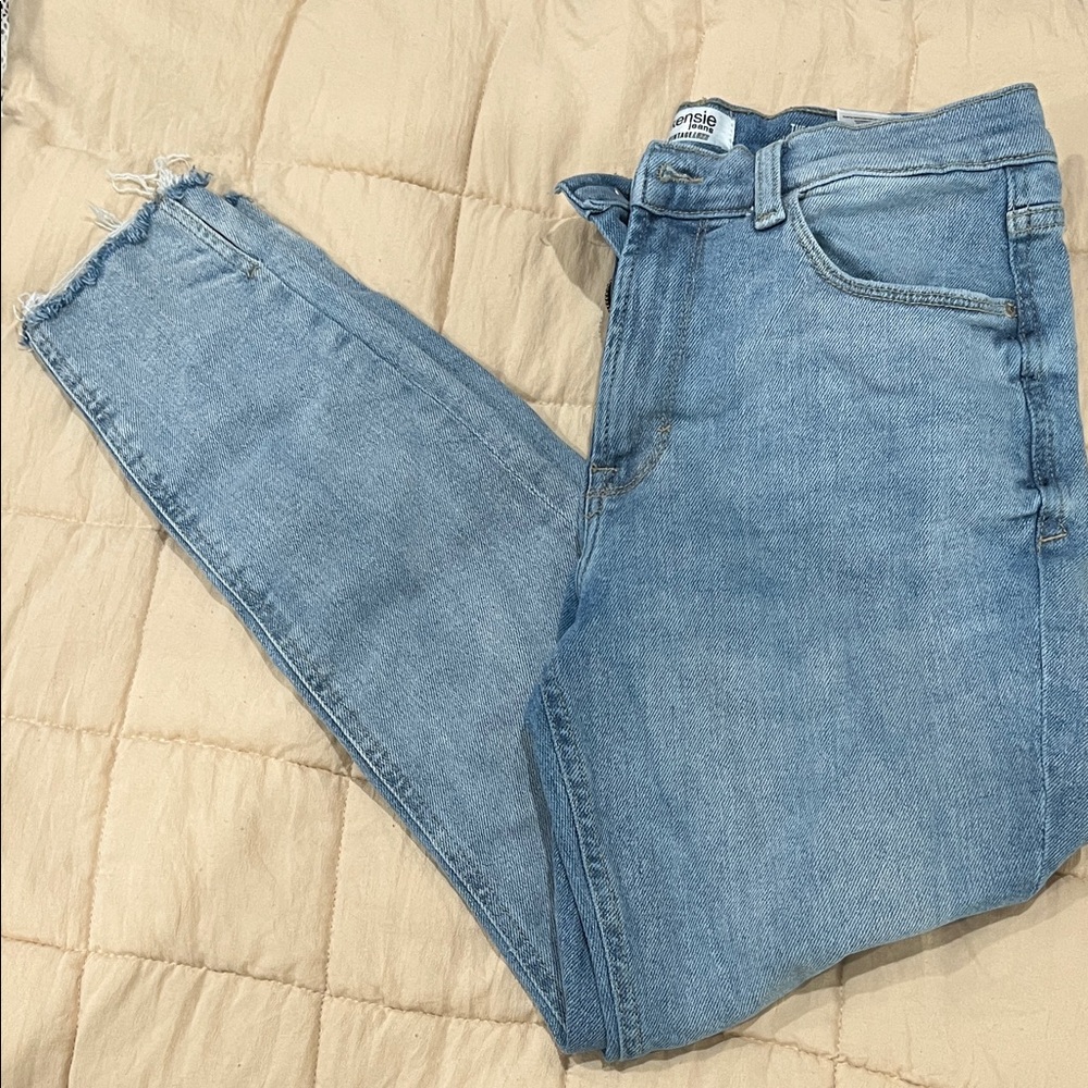 Kensie Light Blue Ankle Jeans